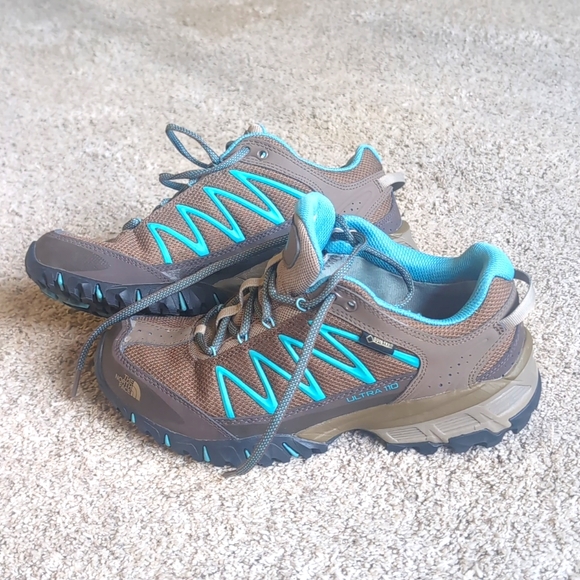 The‎ North Face Hedgehog Ultra 110 Gortex Hiking Shoes Women's, Sz 9 EXC - Picture 1 of 8